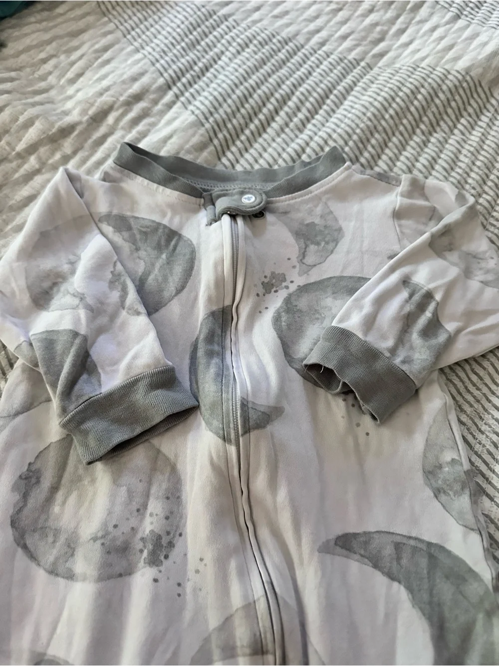 Baby Footed One-Piece Sleepers in Grey and White with Bunny Print